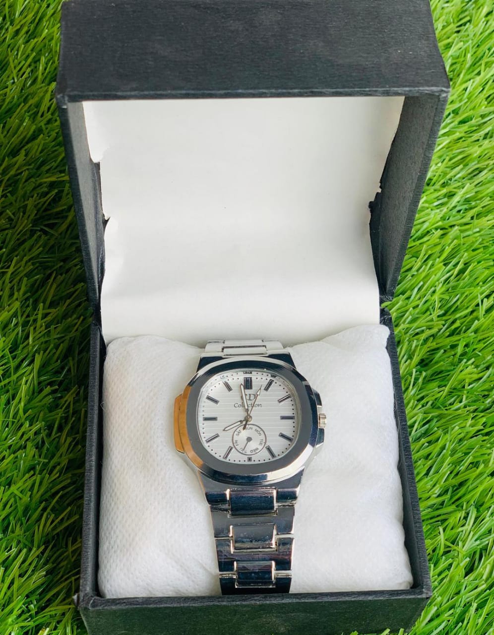 Men's Quartz Water Resistant Watch - 1 Pc